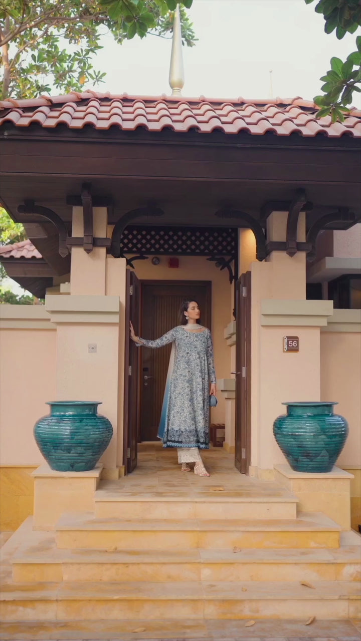 03 Piece Stitched Khaddar Suit - Ready To Wear