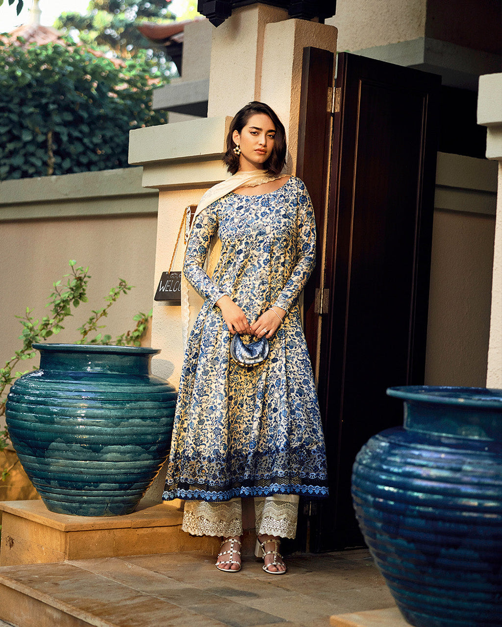 03 Piece Stitched Khaddar Suit - Ready To Wear