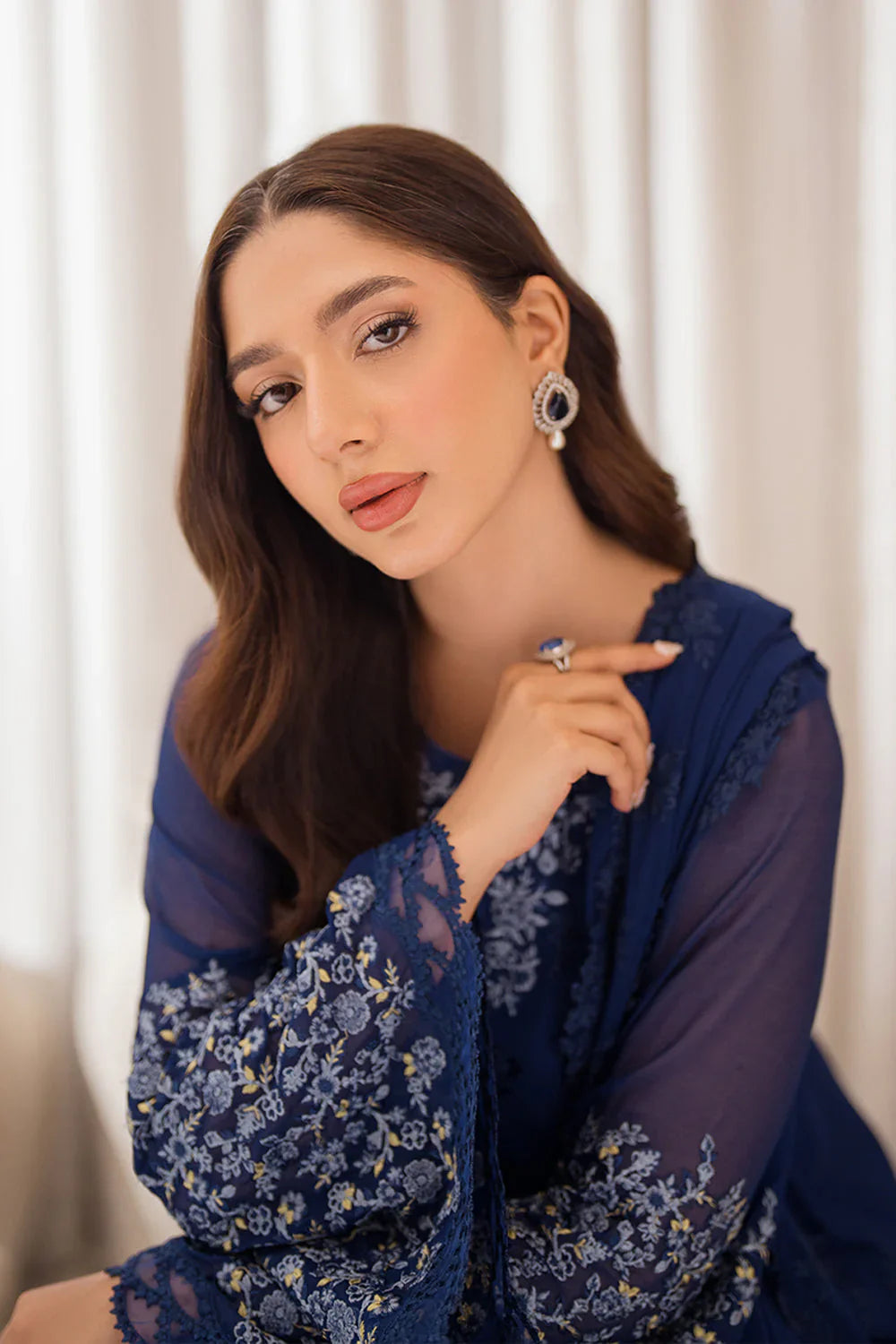 03 Piece Stitched Chiffon Suit - Ready To Wear