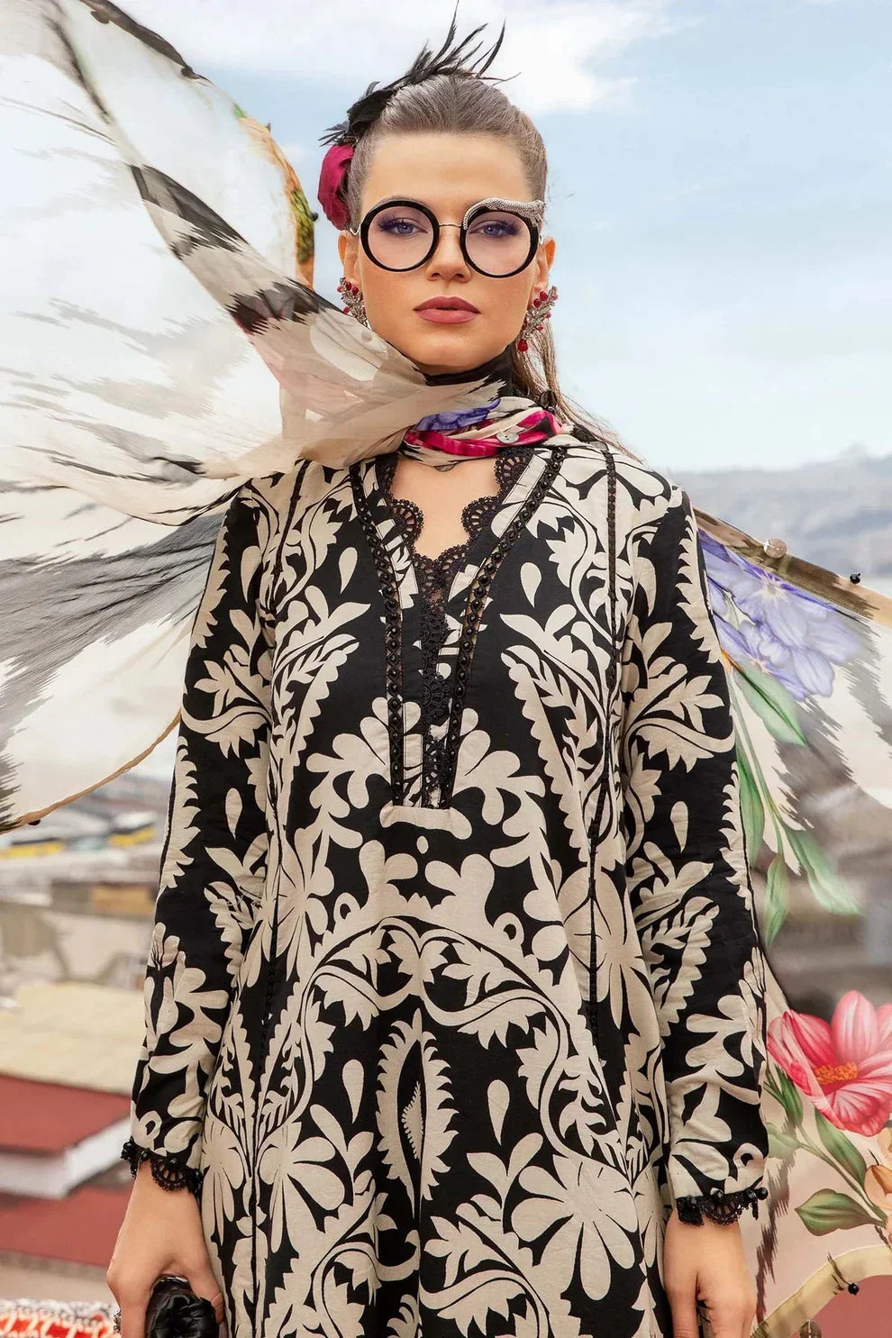 03-Piece Printed Lawn Suit - Ready To Wear