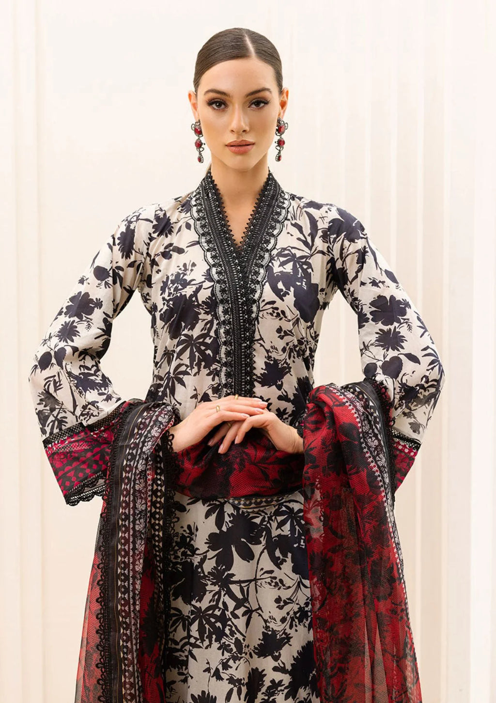 Digital Printed Lawn 3-Piece Stitched Suit with Embroidered Daman & Chiffon Dupatta | Ready To Wear